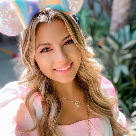 Meet your Posher, Samantha - Picture 2 of 9